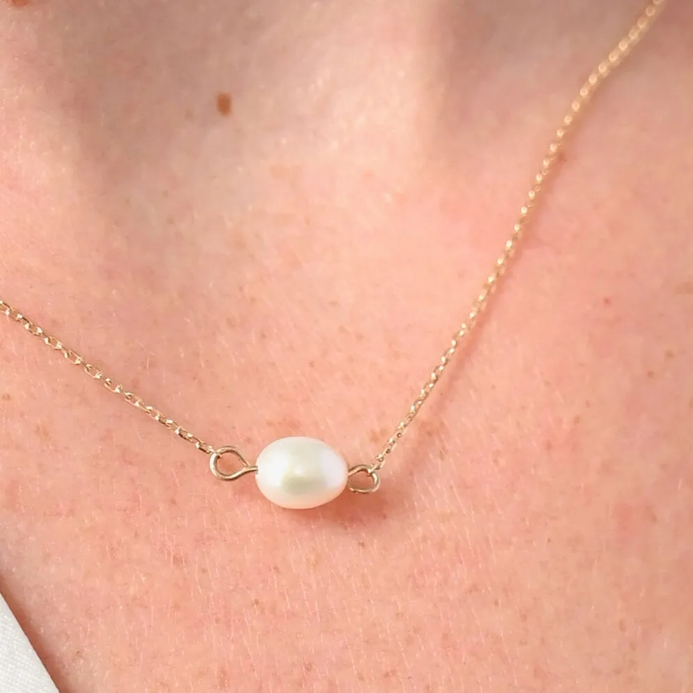 9ct Gold Pearl Choker Necklace