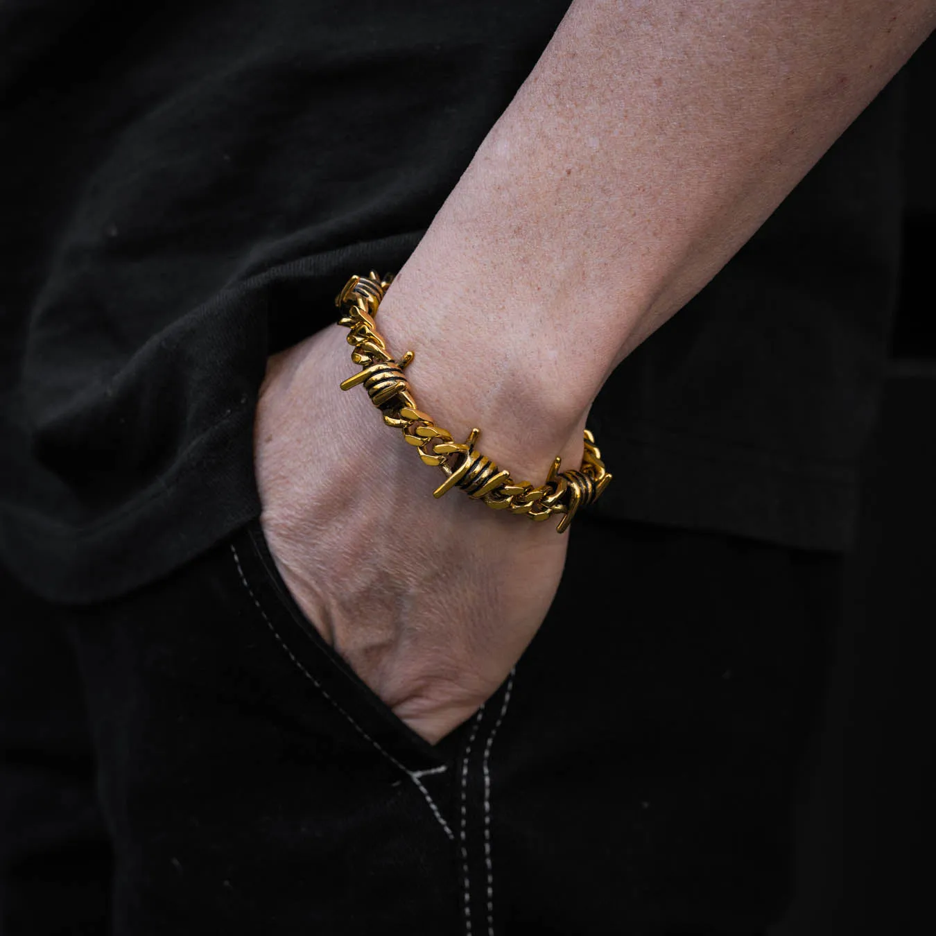 9mm Barbed Wire Cuban Bracelet (Gold)