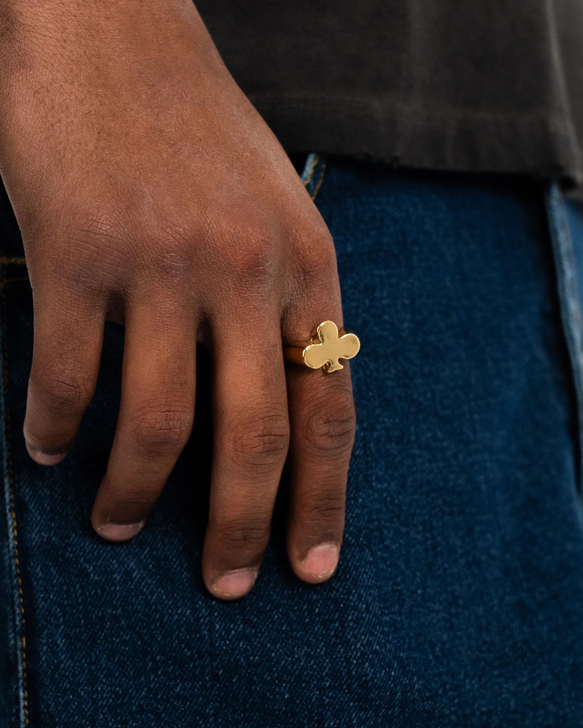 Clover Ring