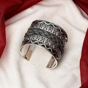 Teejh Diyari Silver Oxidised Cuff Bracelet